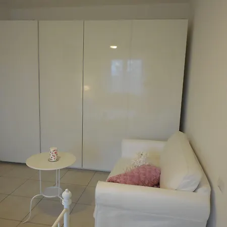 Πανσιόν Casa Gioia 3*